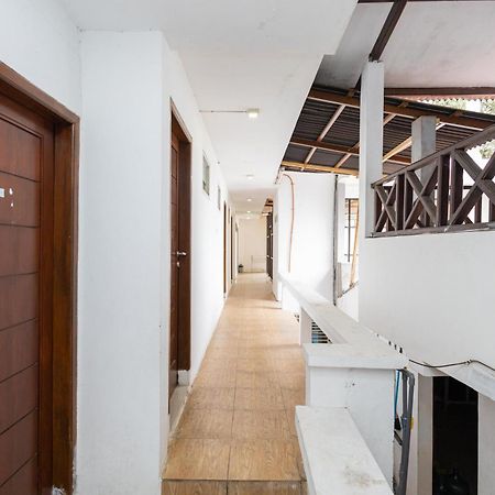 Reddoorz Syariah At Wisma Djokorio Poncokusumo Malang Exterior foto